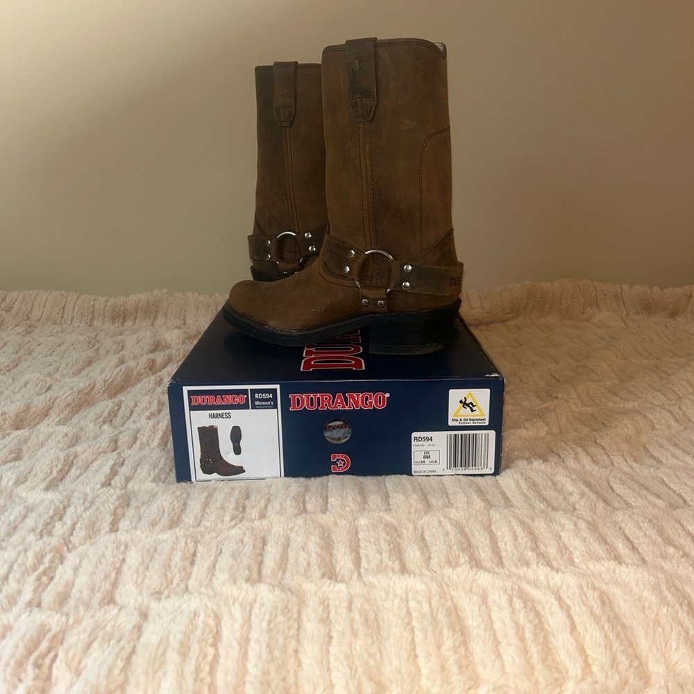 *NEW* Women’s Durango Harness Boots 8M